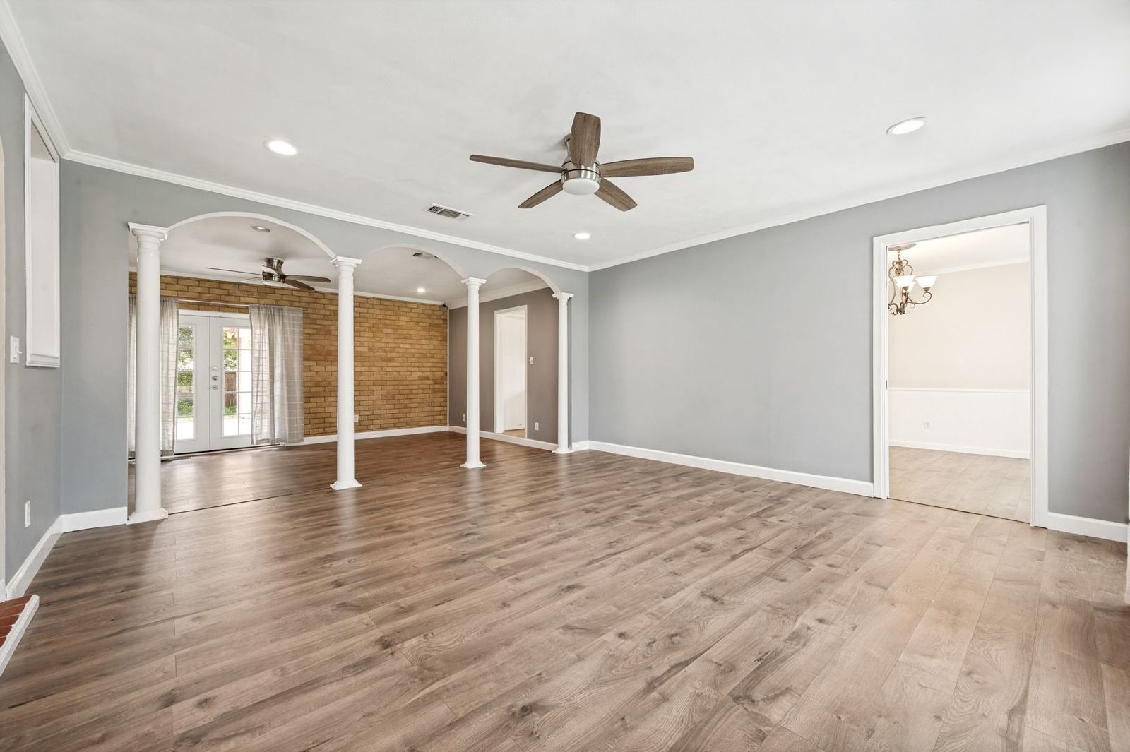 Beautifully Updated Home in the Heart of Irving – Prime Location! property image