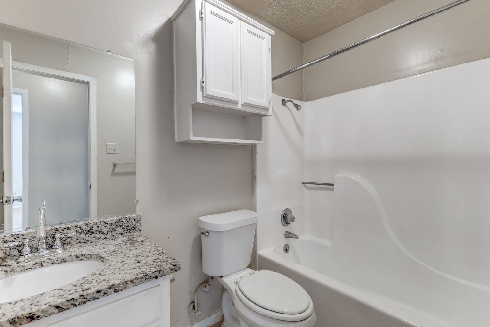 Spacious 3-Bedroom Duplex with Private Fenced Backyard in Rowlett! property image