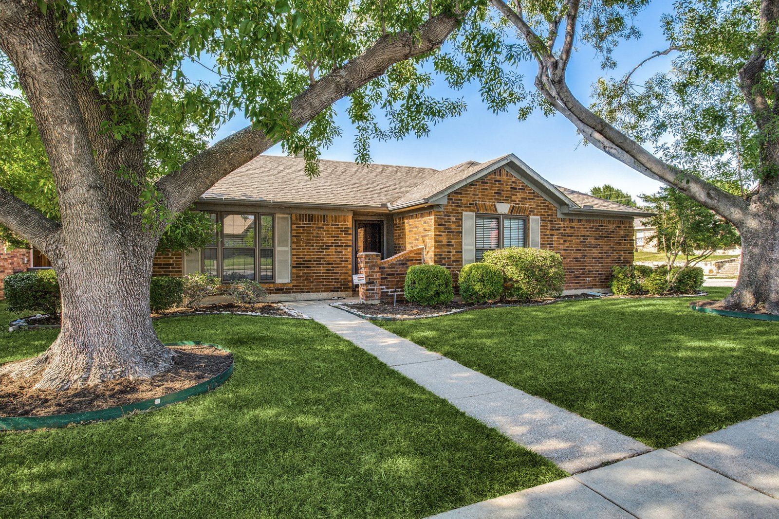 3 Bedroom in Coppell - Large Trees and Fenced Yard property image