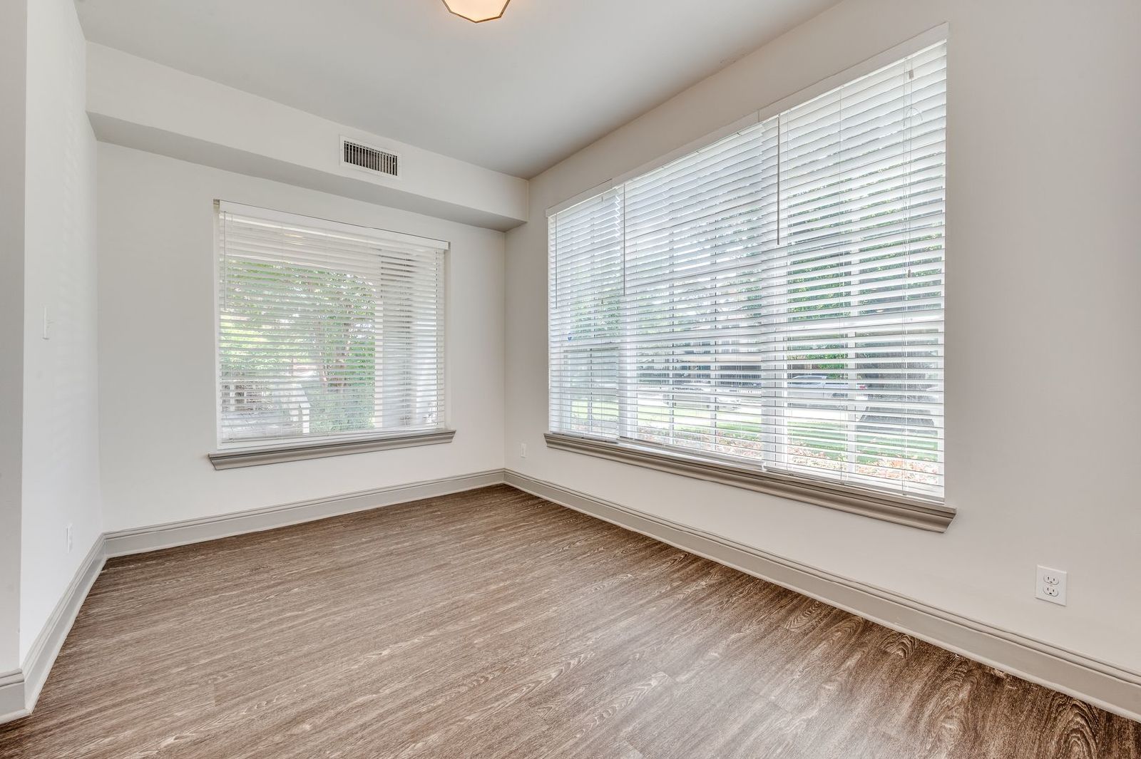 Modern Oak Lawn Living | Stylish Apartment Minutes from Uptown & Turtle Creek property image