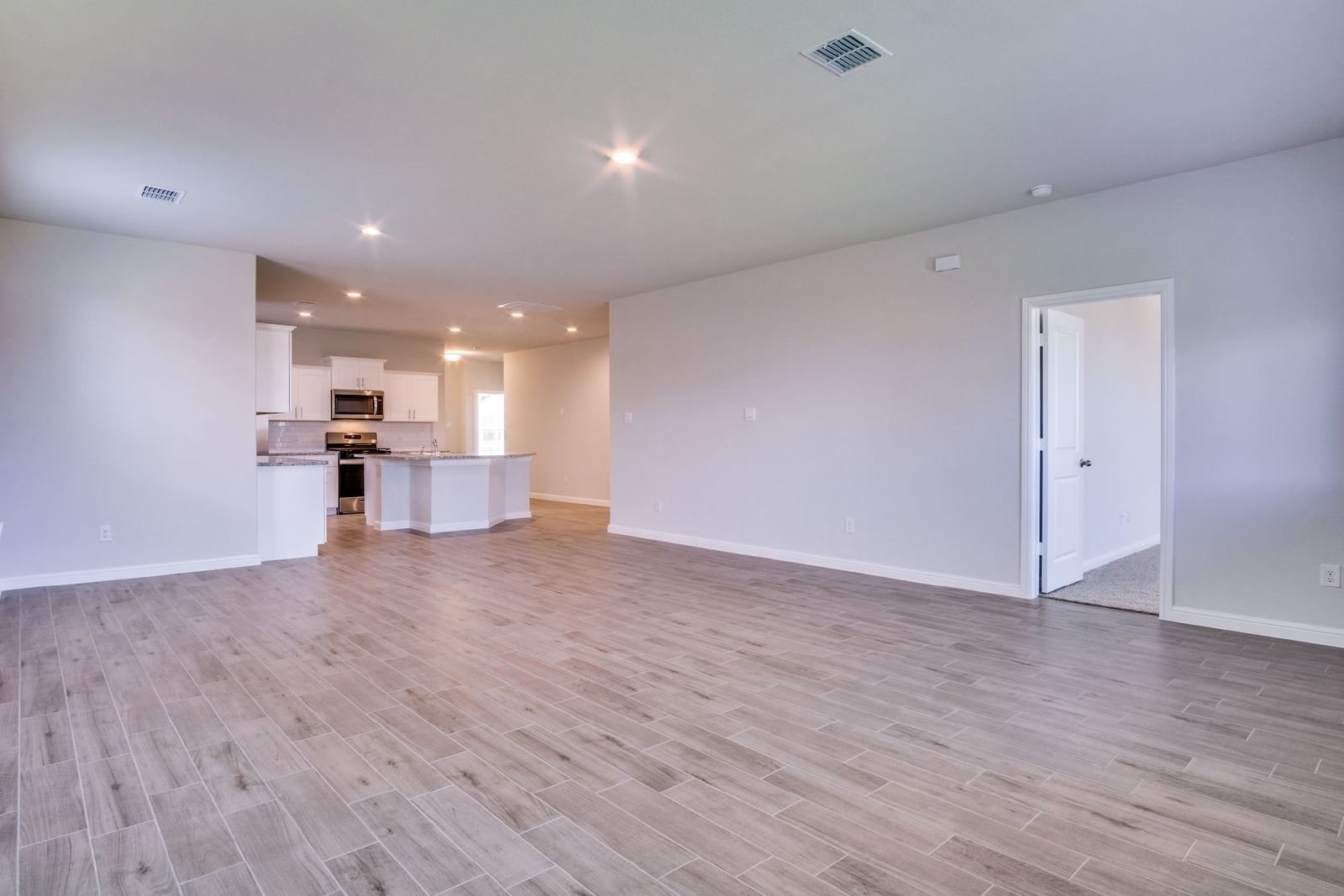 Beautiful New Build in Fort Worth – Located in the Crowley ISD! property image