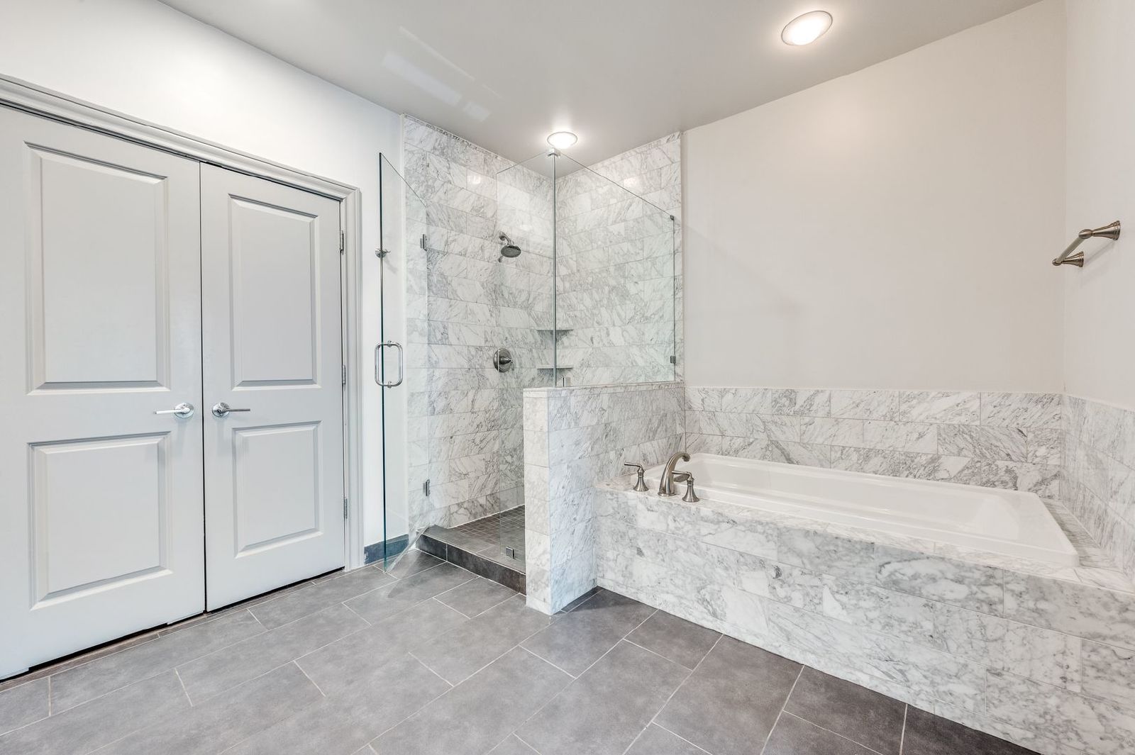 Modern Oak Lawn Living | Stylish Apartment Minutes from Uptown & Turtle Creek property image