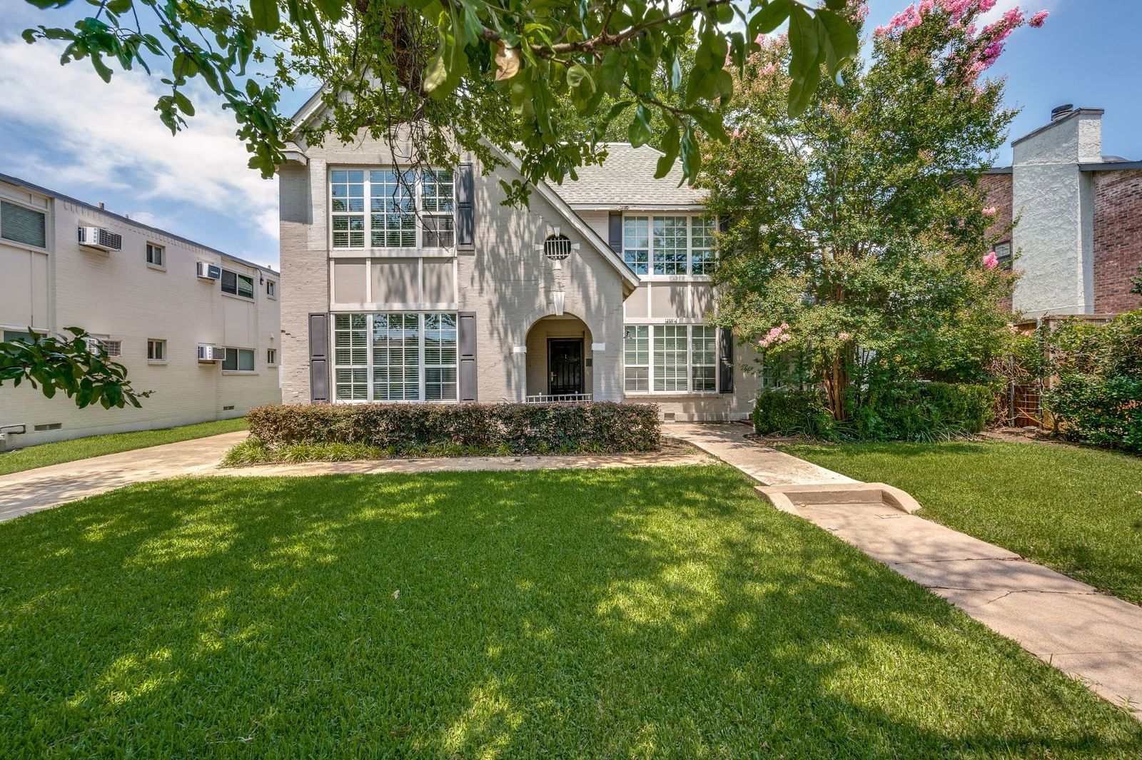 Modern Oak Lawn Living | Stylish Apartment Minutes from Uptown & Turtle Creek property image