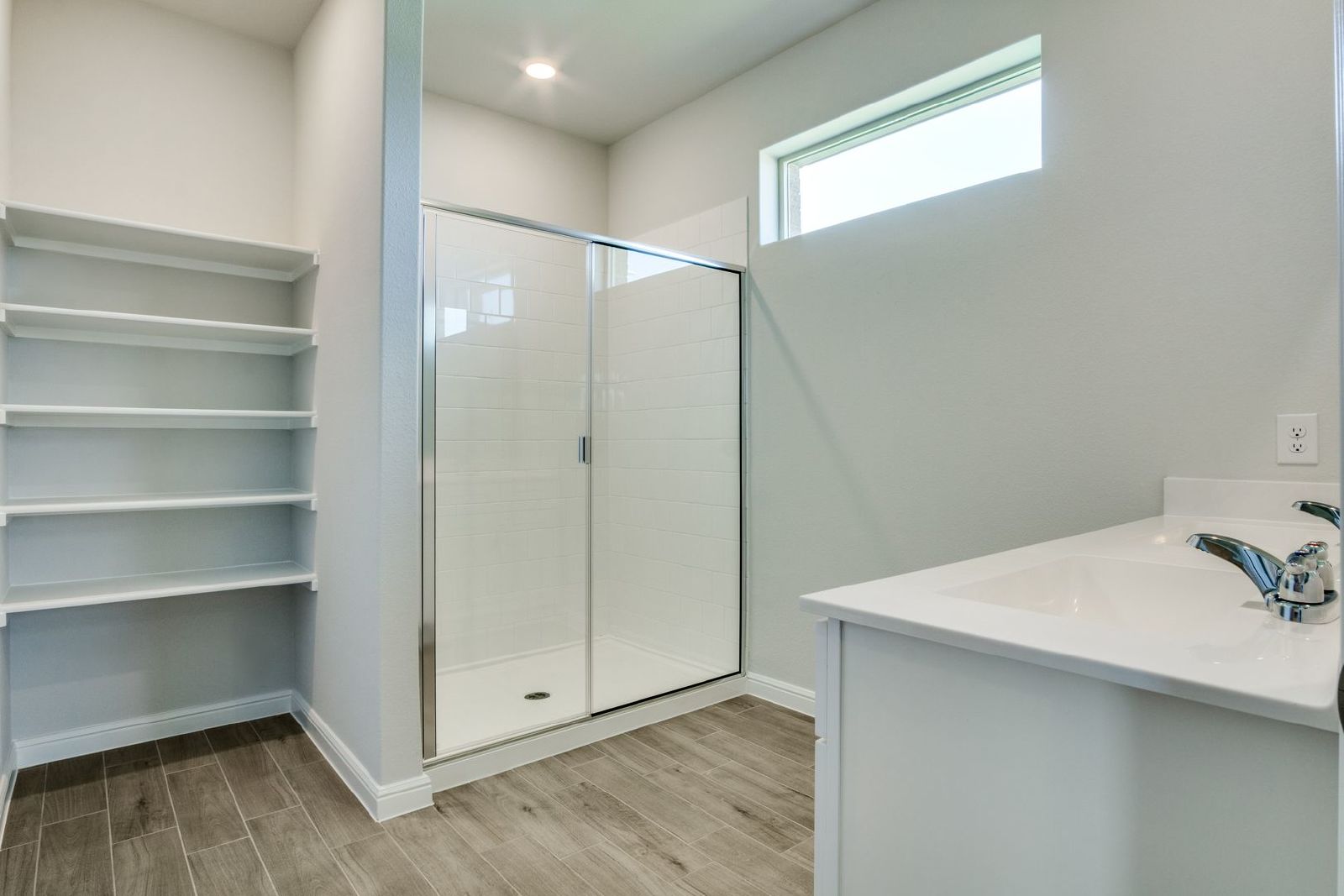 Beautiful New Build in Fort Worth – Located in the Crowley ISD! property image