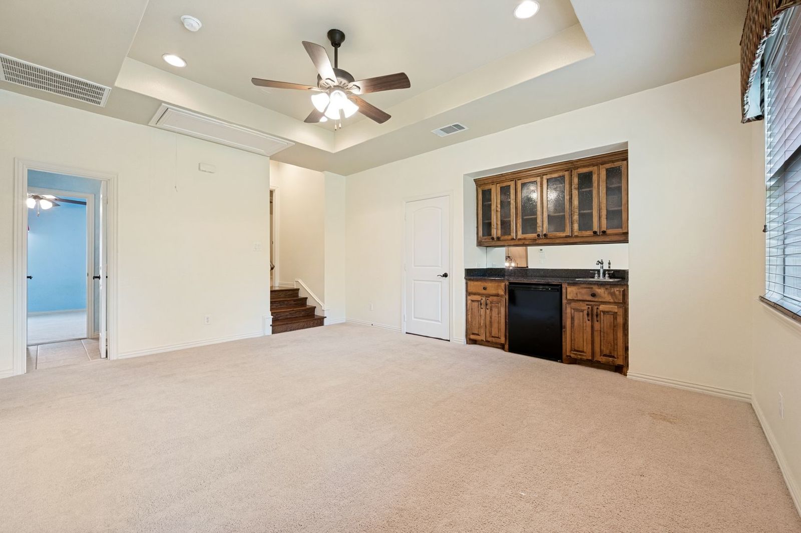 Luxury 3-Bedroom Home with Theater, Game Room & Private Office property image