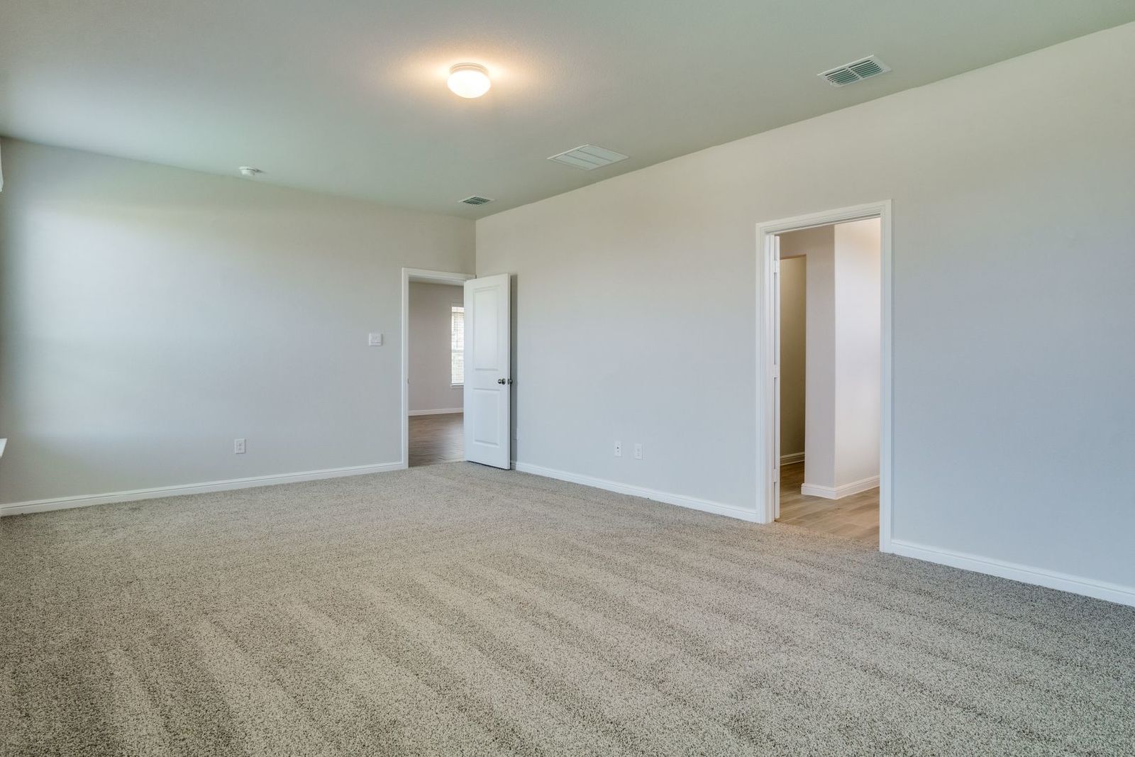 Beautiful New Build in Fort Worth – Located in the Crowley ISD! property image