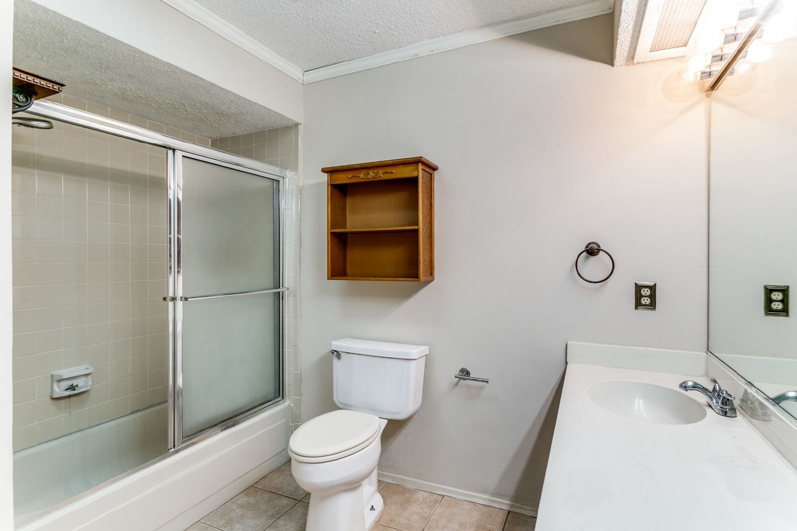 Charming 2-Bedroom Condo in Coppell! property image