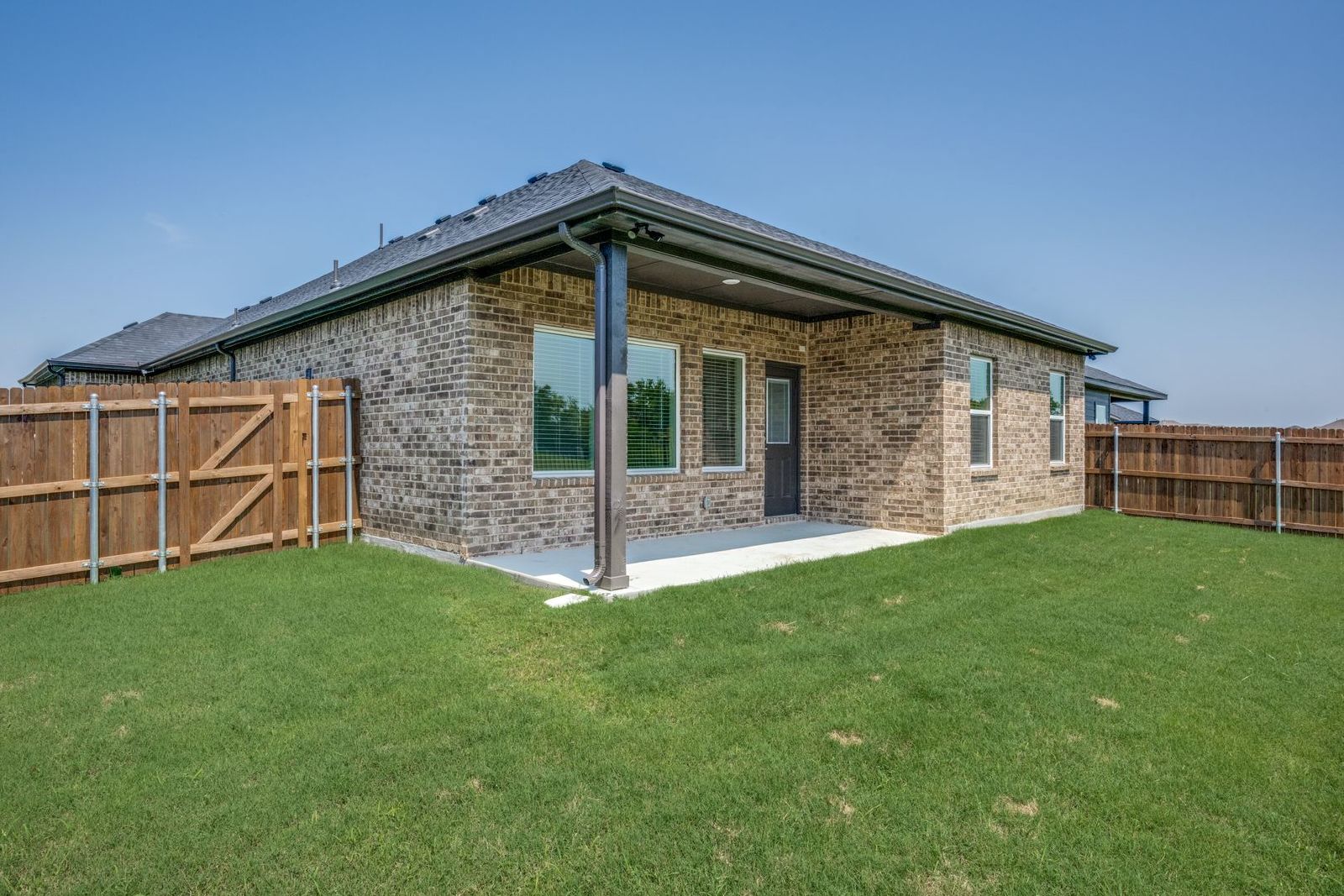 Modern 3-Bedroom Home with Spacious Living Areas in Argyle property image