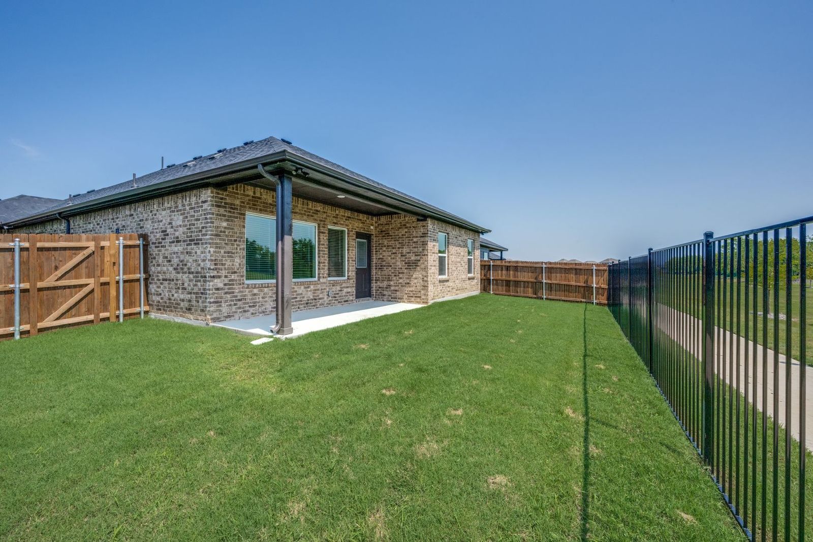 Modern 3-Bedroom Home with Spacious Living Areas in Argyle property image