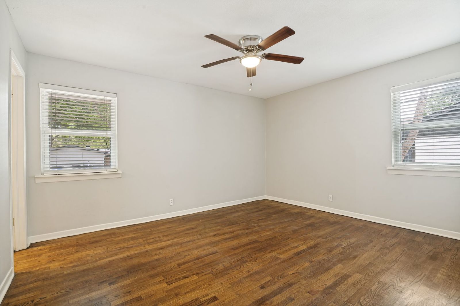 Charming 3-Bedroom Home in East Dallas property image