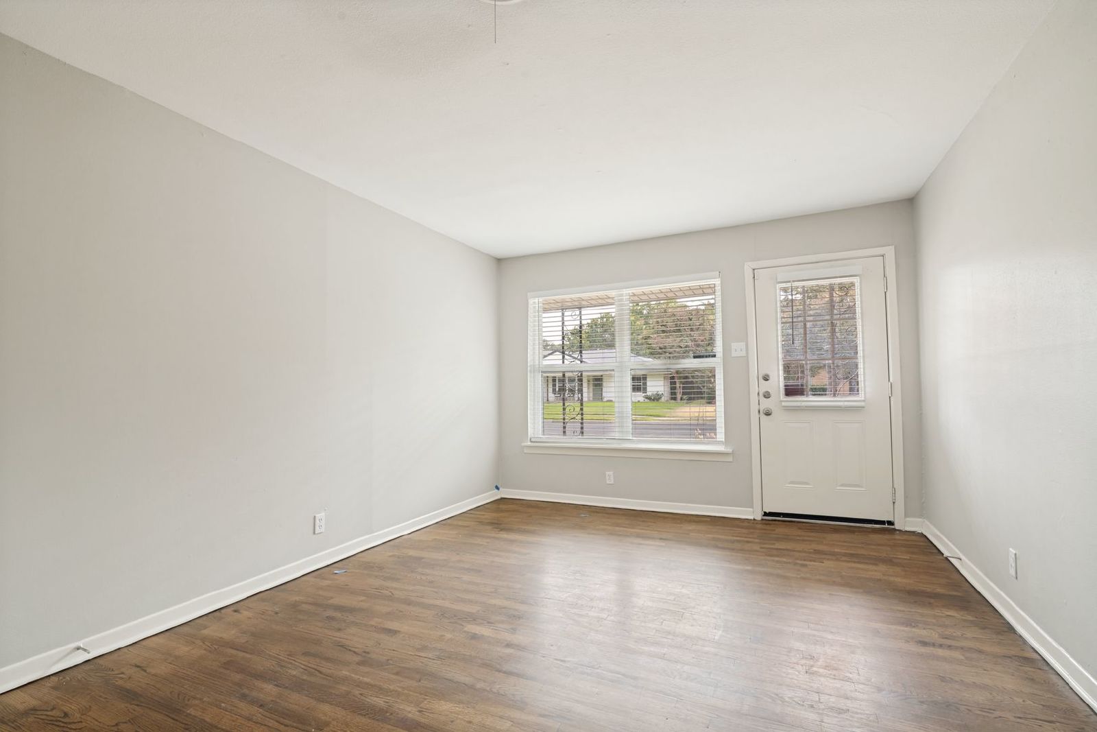 Charming 3-Bedroom Home in East Dallas property image