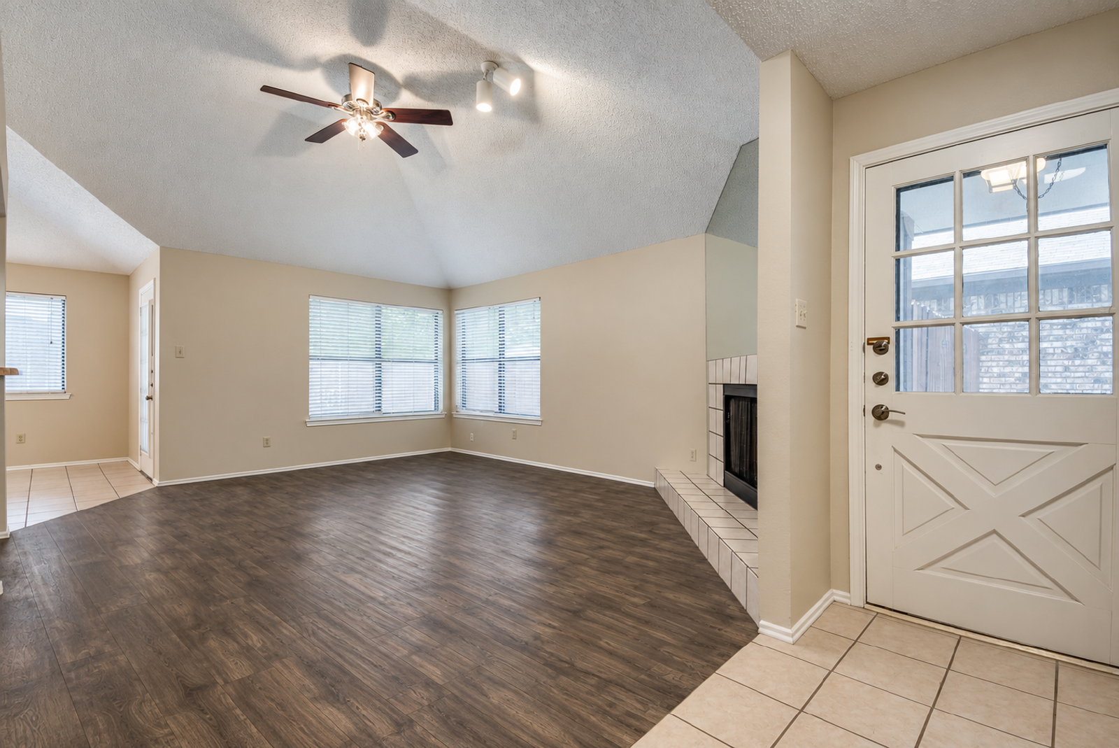Charming 2-Bedroom Duplex in Coppell, TX | Coppell ISD | Private Yard & Attached Garage property image