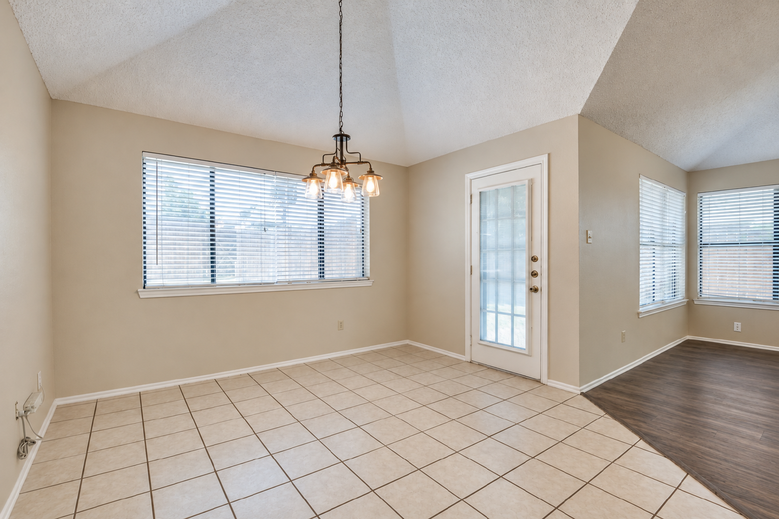 Charming 2-Bedroom Duplex in Coppell, TX | Coppell ISD | Private Yard & Attached Garage property image
