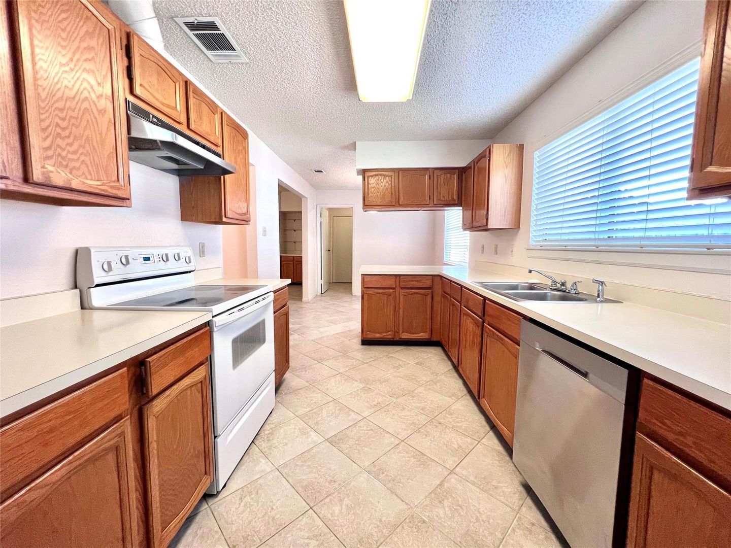 Beautifully Updated 3-Bedroom Home with Bonus Guest Suite in Lewisville! property image