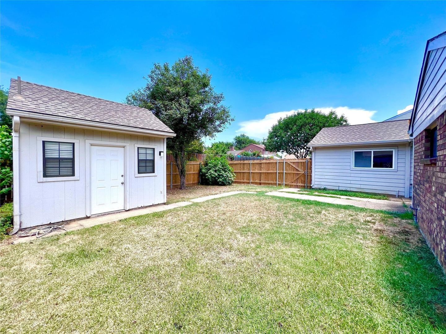 Beautifully Updated 3-Bedroom Home with Bonus Guest Suite in Lewisville! property image