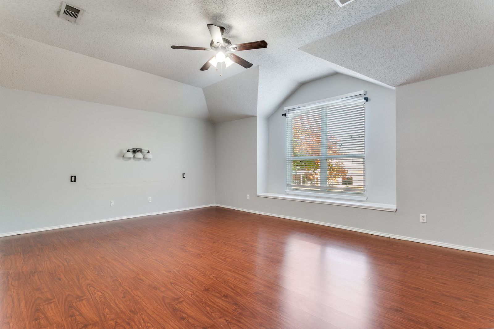 Discover the perfect blend of space, style, and comfort at 1728 Creekpoint in Lewisville! property image