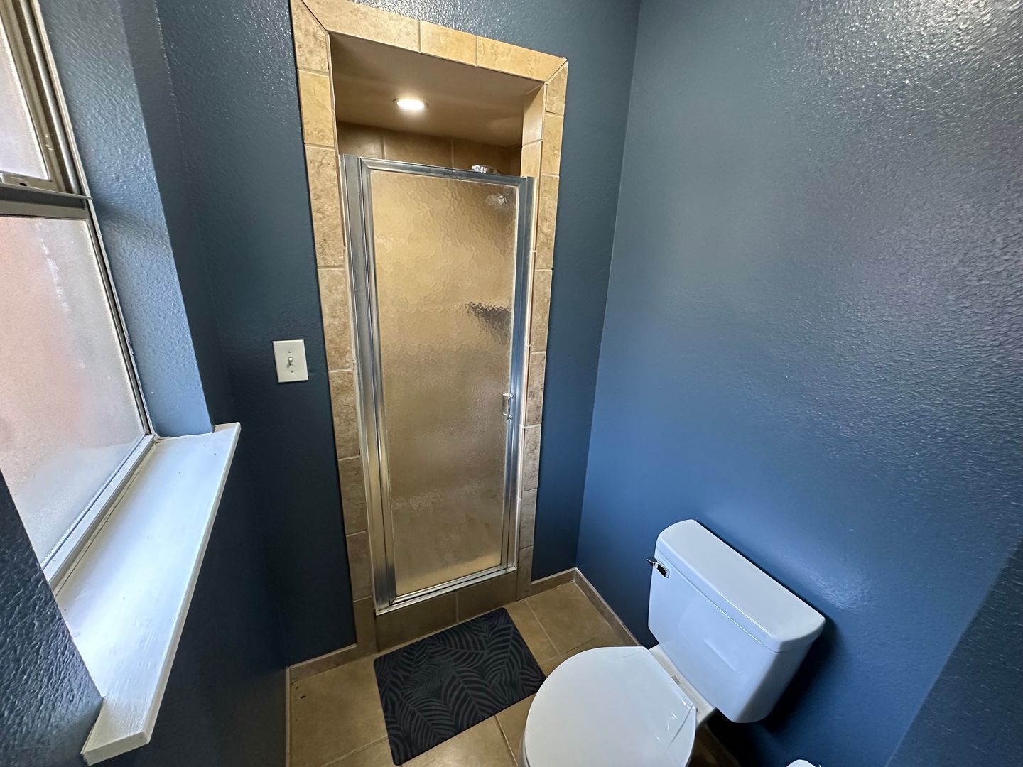 Bright 3-Bed, 2-Bath Lewisville Home with Spacious Fenced Yard property image