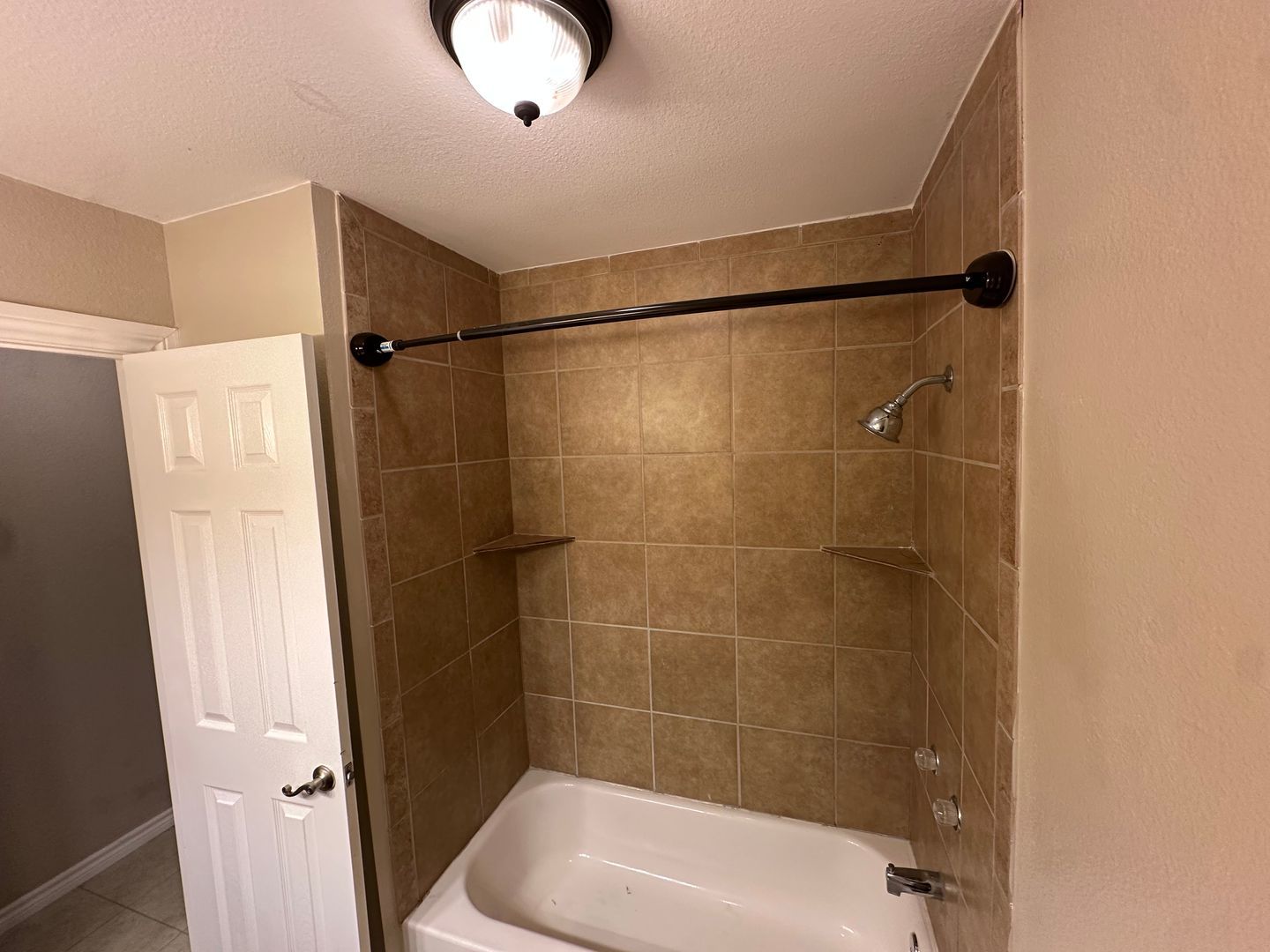 Bright 3-Bed, 2-Bath Lewisville Home with Spacious Fenced Yard property image