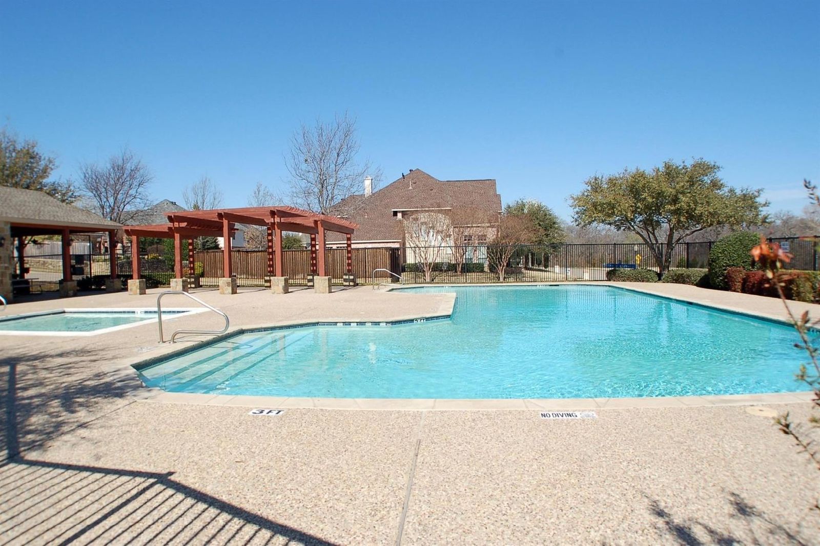 Spacious & Elegant 5-Bedroom Home in Prime Richardson Location property image