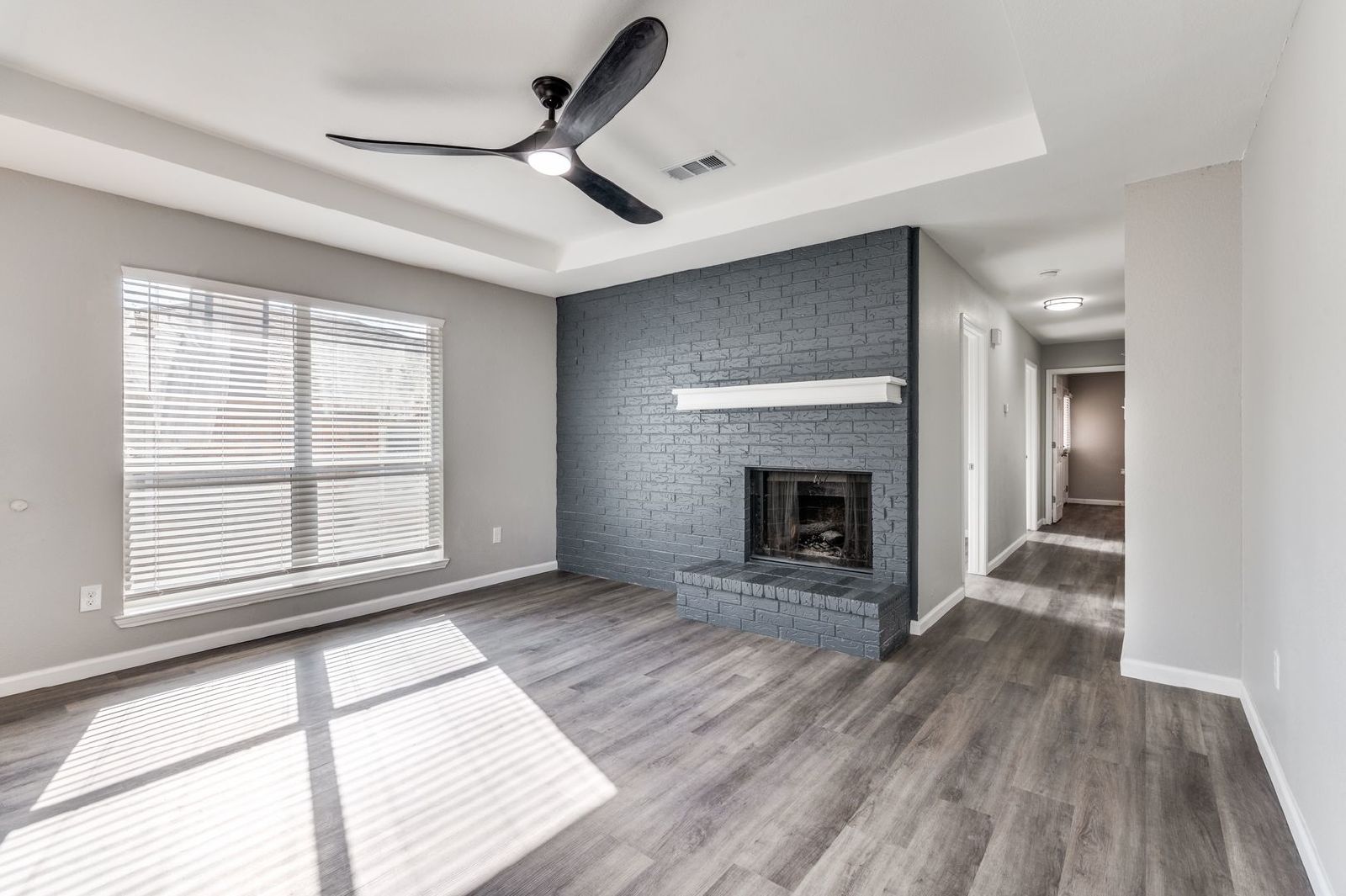 Fully Renovated – 3 bed/2bath Duplex – Amazing Features! property image