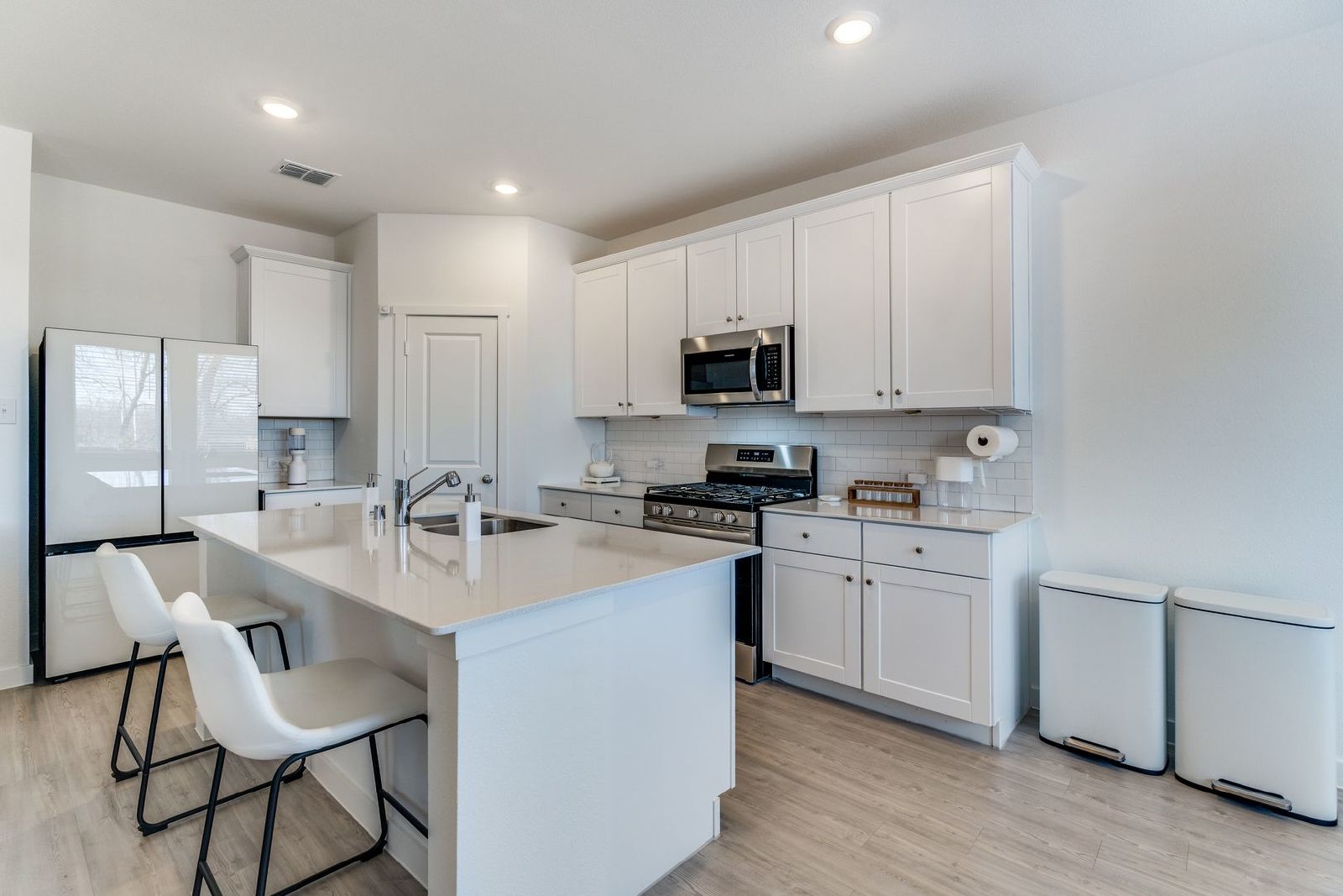 Welcome home to comfort, space, and style in the heart of Mesquite! property image