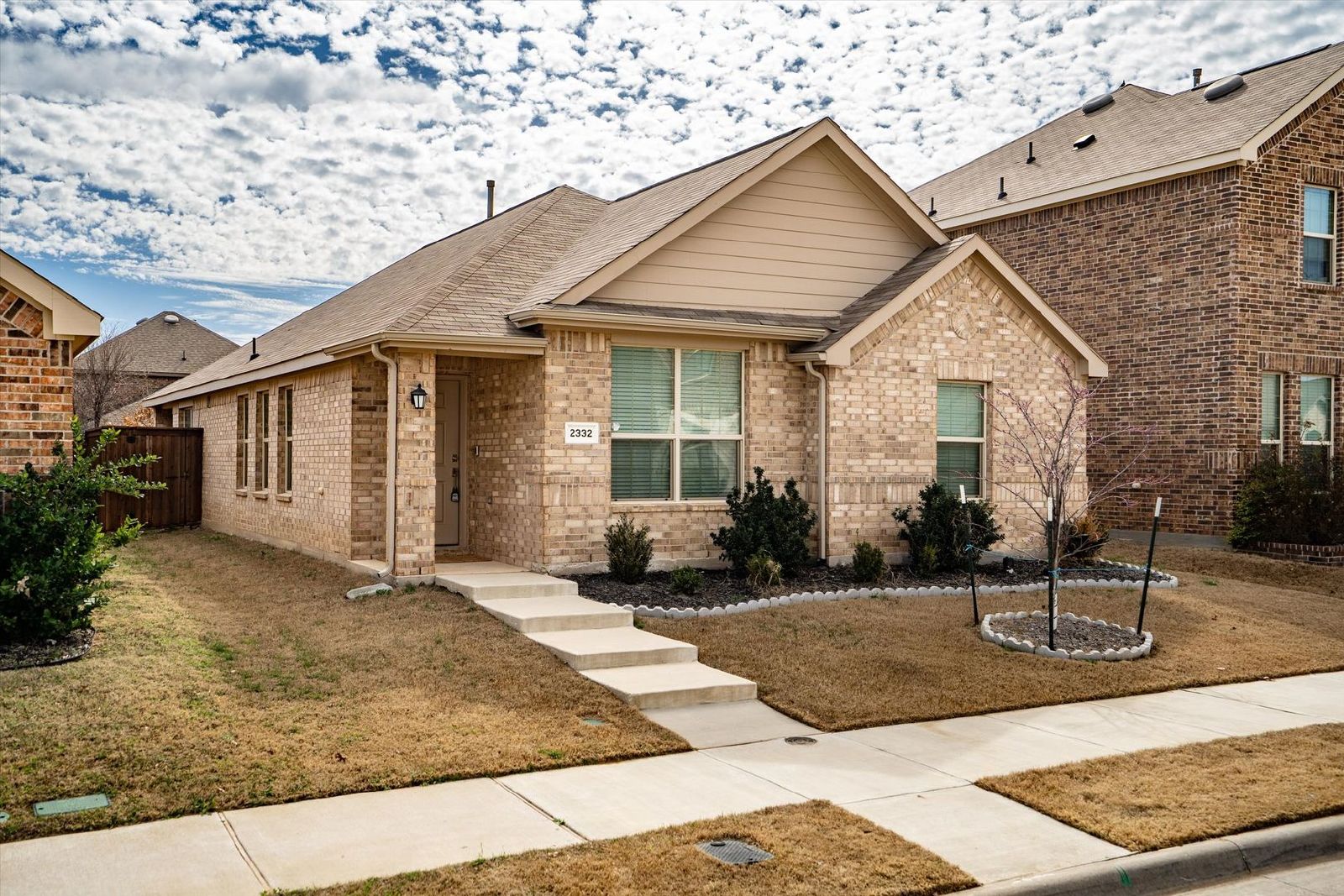 Welcome to 2332 Rosaline Dr – Aubrey, TX 76227 property image