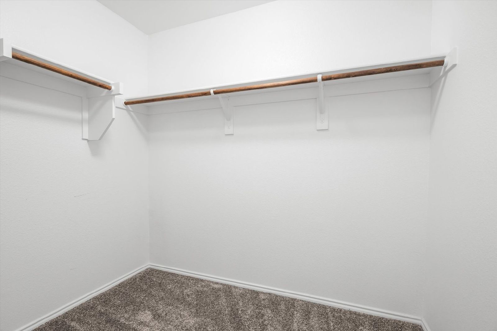 Welcome to 2332 Rosaline Dr – Aubrey, TX 76227 property image