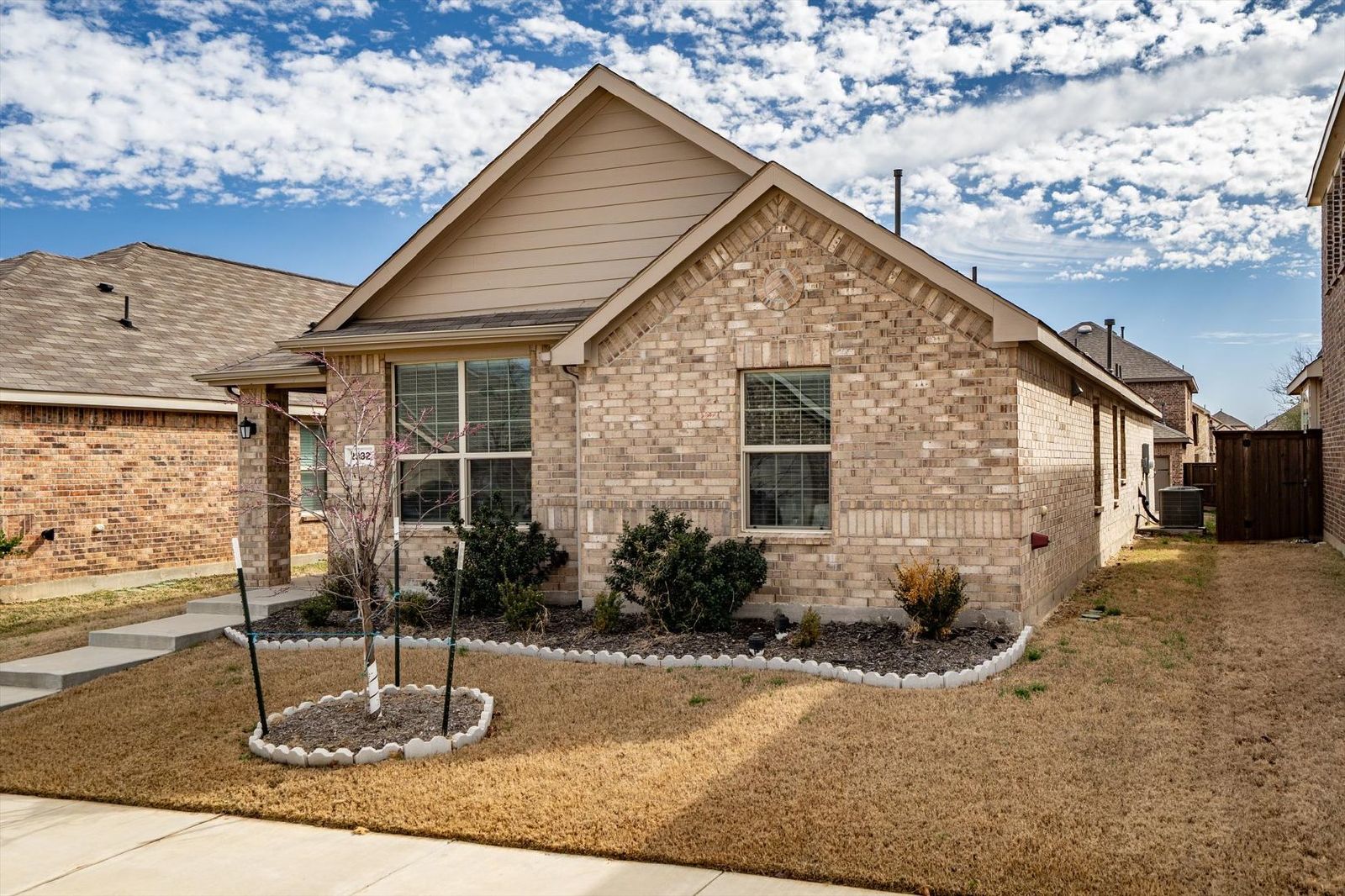 Welcome to 2332 Rosaline Dr – Aubrey, TX 76227 property image