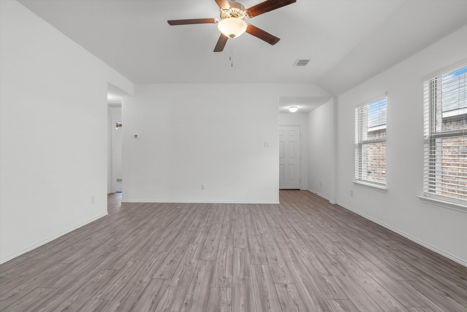 Welcome to 2332 Rosaline Dr – Aubrey, TX 76227 property image