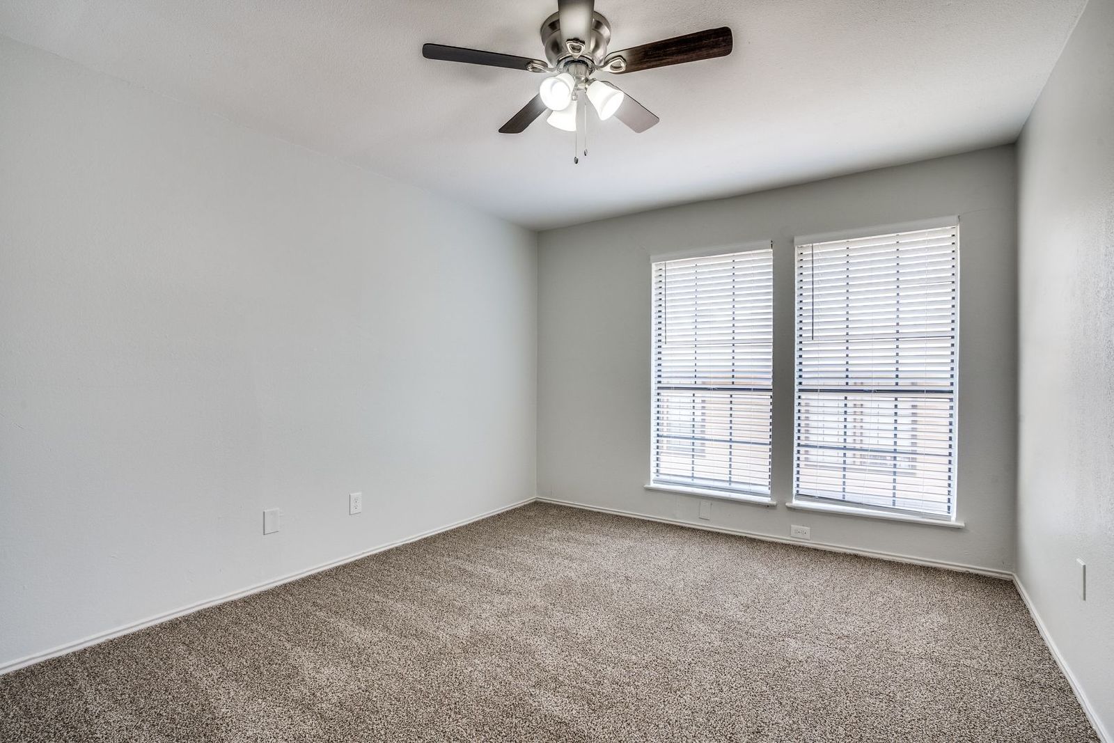 Your Ideal Townhome Awaits – Style, Space & Modern Comfort! property image