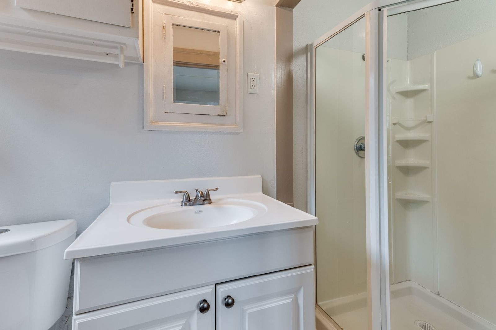 Rare & Classic Oak Lawn House | Great Location | Huge Backyard property image