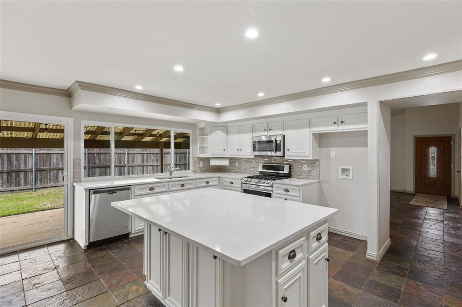 Spacious 3 Bed Home in The Colony property image