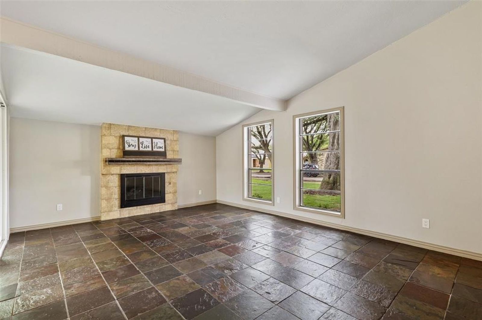 Spacious 3 Bed Home in The Colony property image