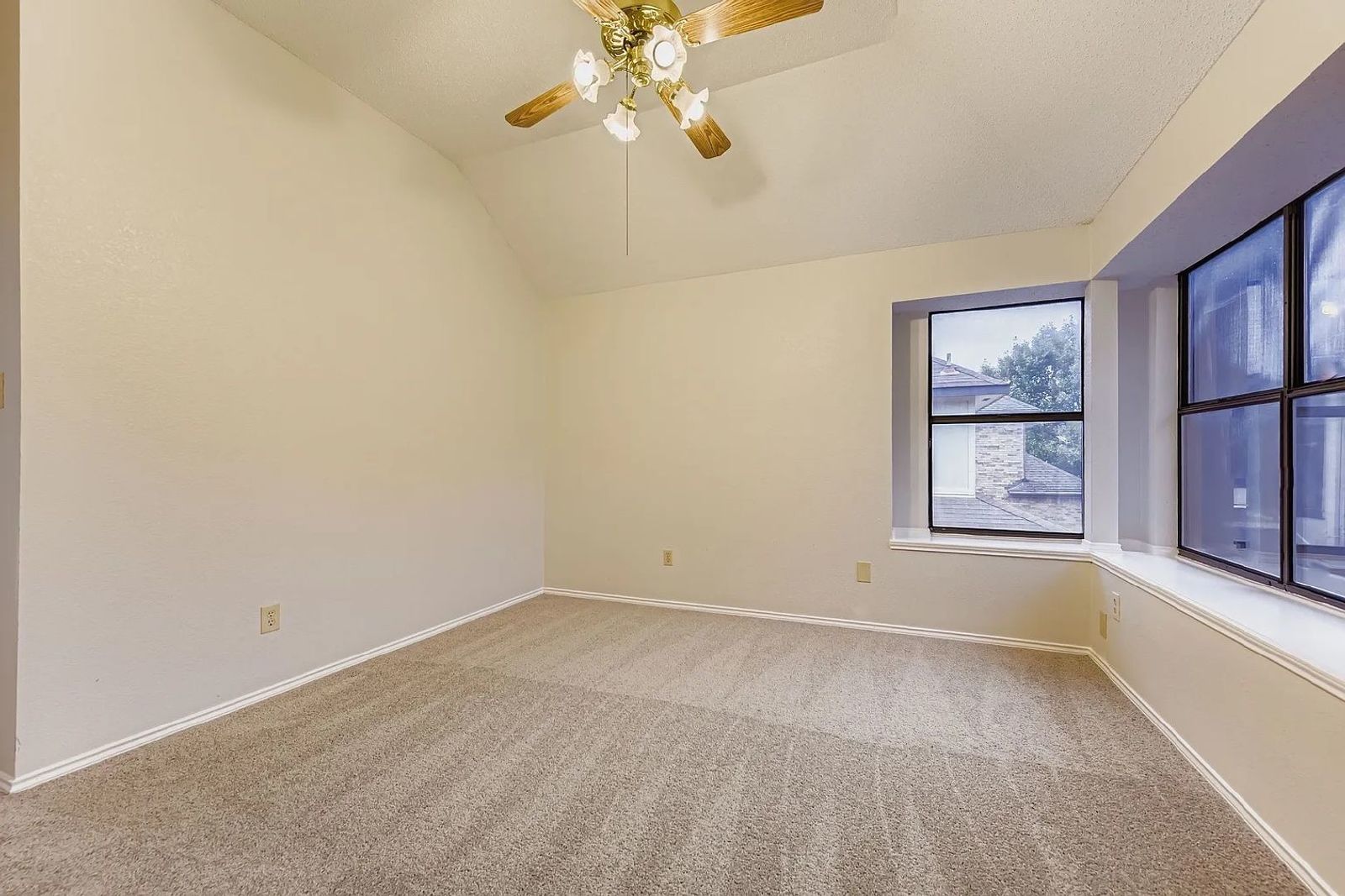 Coppell ISD! Spacious 3 Bed Home in Summer Place property image