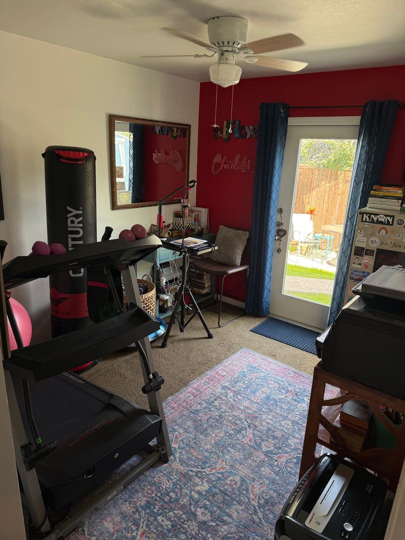 Updated 3 Bed Home in Dallas – Covered Parking! property image