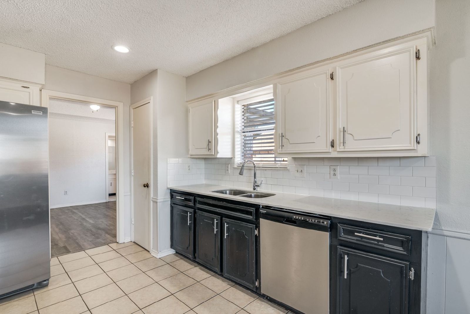 Beautiful 3-Bed, 2.5-Bath Home in Garland – Spacious Layout & Fantastic Amenities! property image