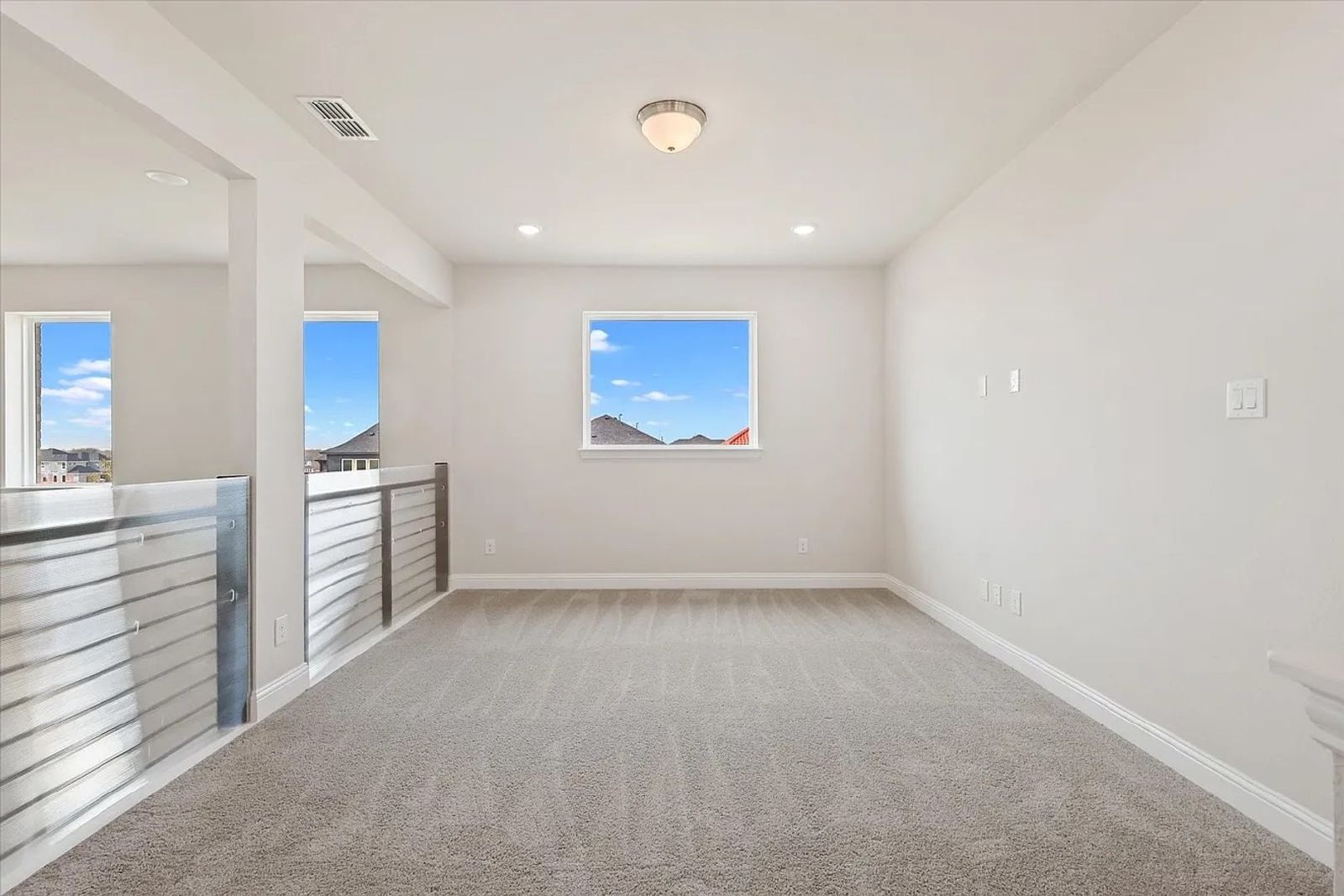 For Lease in Frisco’s Lexington Community – Like-New 4 Bedroom Home property image