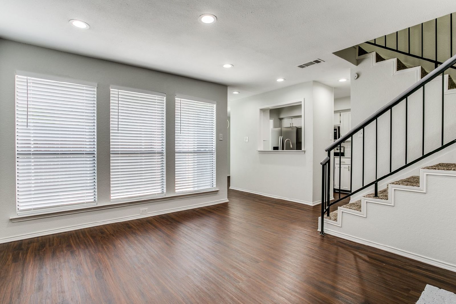 Charming 2-Bed, 2.5-Bath Townhome in Bedford – Private Patio, Modern Upgrades & Move-In Ready! property image